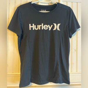 Hurley Women’s Performance Tee – Black – Size M – Athletic Fit – Good Condition